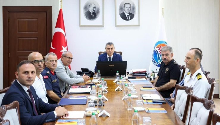 Mersin’de güvenlik ve asayiş tedbirleri masaya yatırıldı