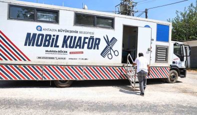 Mobil kuaför tırı Antalya’nın yaylalarında