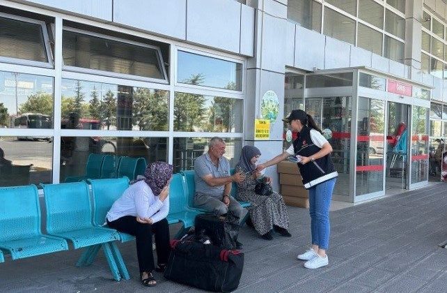 Niğde’de vatandaşlara yönelik uyuşturucuyla mücadele eğitimleri sürüyor