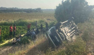 Öğrencileri taşıyan seviş kaza yaptı: 8 yaralı