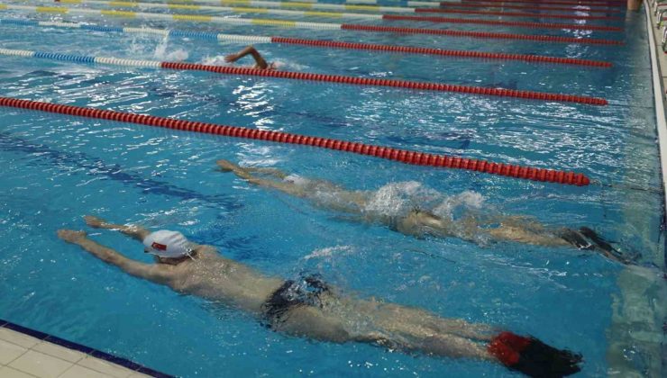 Özel Sporcular Yüzme Milli Takımı Sakarya’da kamp yapıyor