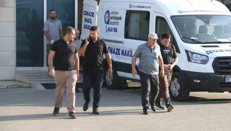 Pastane cinayetinde öldürülen genç kadının cenazesi yakınlarına teslim edildi