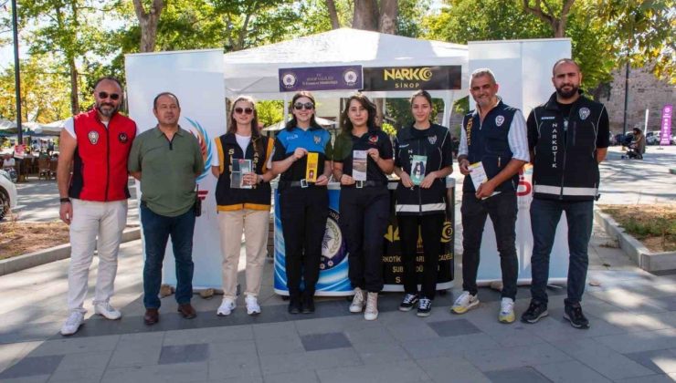 Sinop’ta polis ekiplerinden halkı bilinçlendirme çalışması