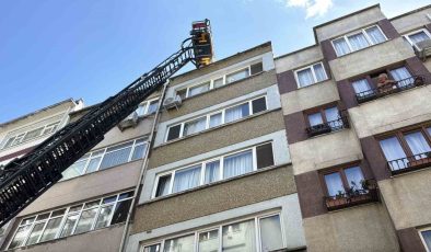 Şişli’de restoran bacasında çıkan yangın paniğe neden oldu