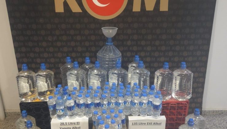 Sivas’ta el yapımı alkol operasyonu: 125 litre etil alkol ele geçirildi