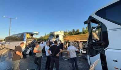 TEM Otoyolu’nda feci kaza: 1 ölü, 16 yaralı