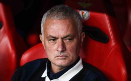UEFA Şampiyonlar Ligi: Benfica: 1 – Fenerbahçe: 0 (İlk yarı)