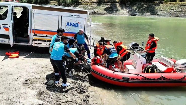 UMKE ve AFAD’dan nefes kesen suda boğulma tatbikatı
