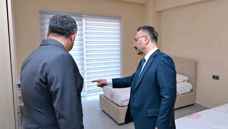 Vali Aksoy, Fethi Yılmaz Sezer Yaşlı Bakım ve Rehabilitasyon Merkezi’ni ziyaret etti