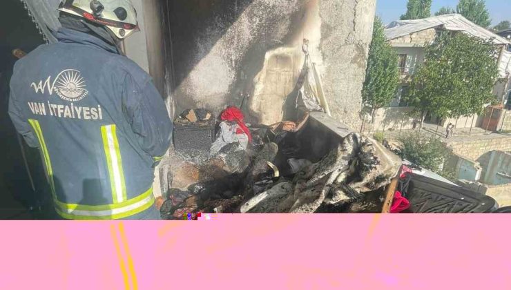 Van’da ev yangını