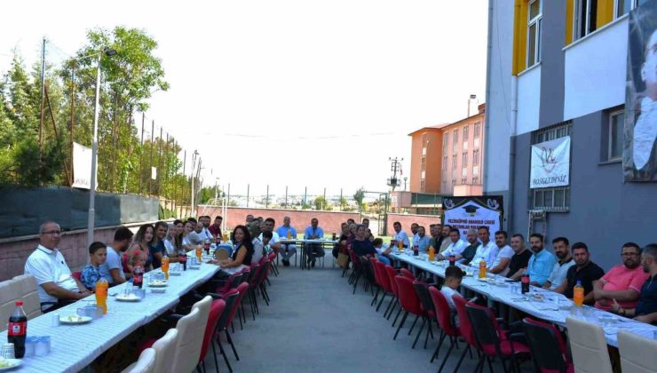 Vezirköprü Anadolu Lisesi’nde ilk Pilav Günü etkinliği