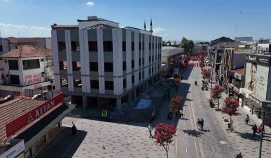 Zincirlikuyu iş merkezi ve kütüphanesi inşaatı tüm hızıyla sürüyor