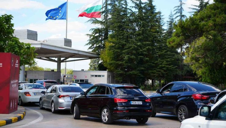 Edirne sınır kapılarından 3 ayda 4 milyon 96 bin yolcu geçiş yaptı